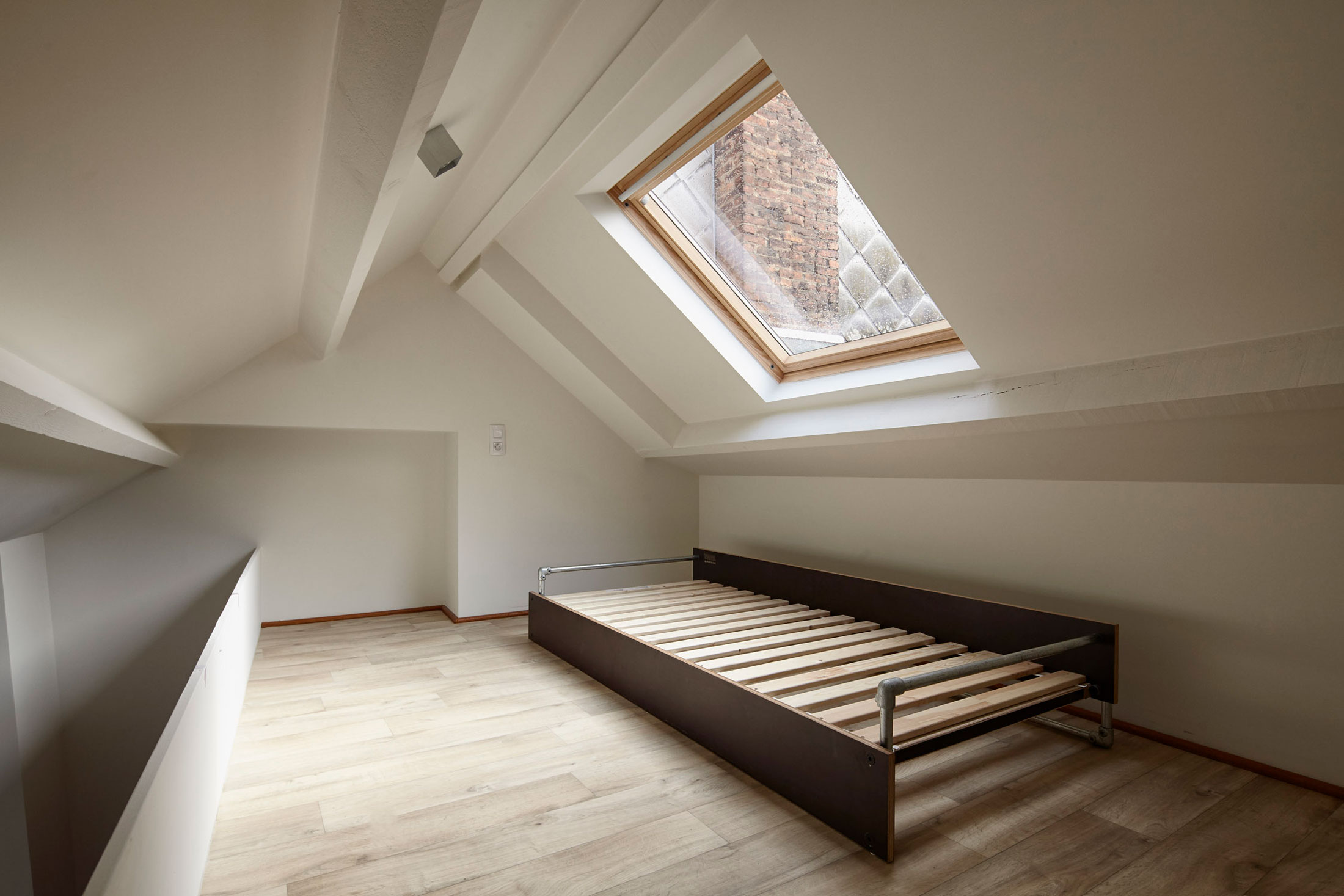 Entreprise-Simonis_Fosse-aux-Loups rénovation immeuble en kots étudiants